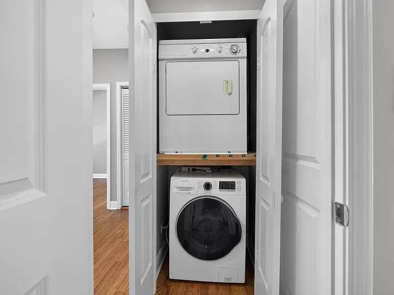 4924 N Kedzie Ave #1E-103 — Photo 19