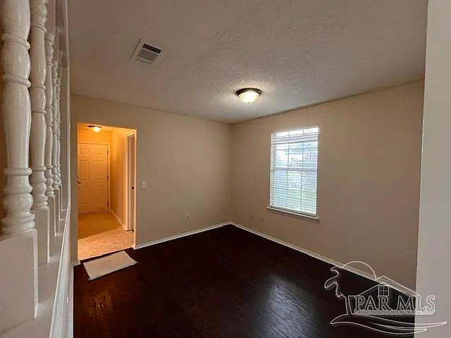 5563 Chantilly Cir — Photo 7
