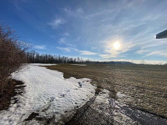 4th image of 8795 Fuller Rd