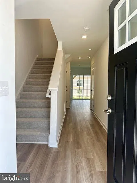 3 bed, 2.5 bath, 1784 sqft, $2,900 — Photo 3