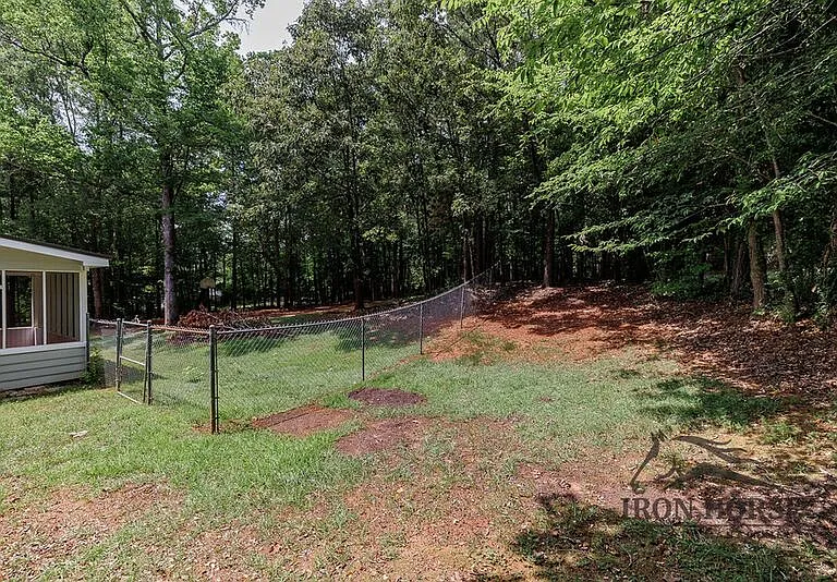 335 Oak Meadows Dr — Photo 24