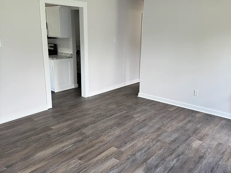 204 Mount Vernon Dr — Photo 12