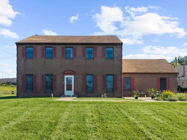 735 E Township Line Rd, Blue Bell, PA 19422