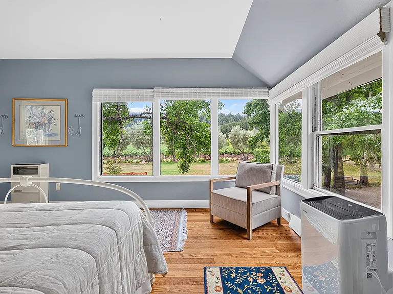 4560 Saint Helena Hwy — Photo 41