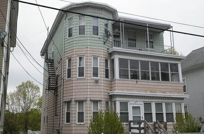 619 Douglas Ave #3 — Photo 2