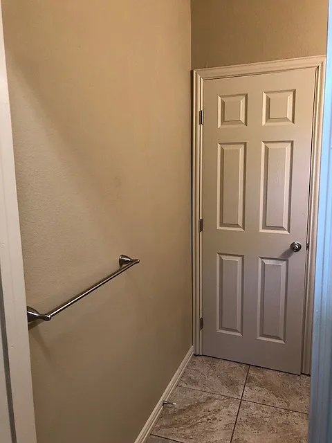 4 Bedroom 2.5 Bath Walking distance to UNT — Photo 4
