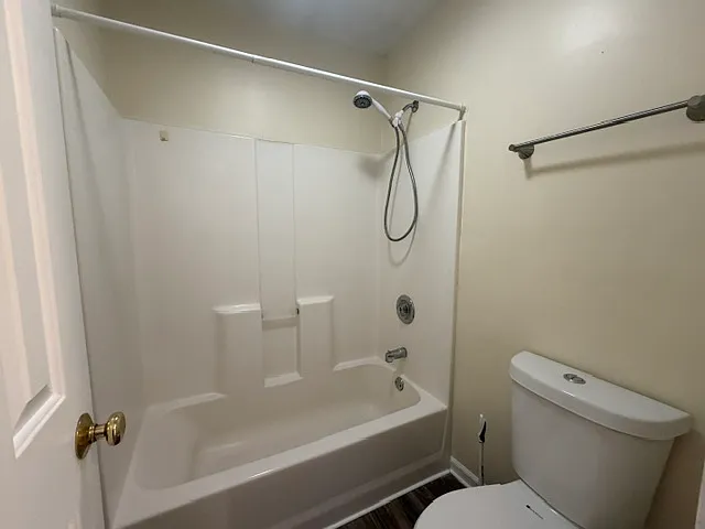 Sleepy Hollow Townhomes — Photo 46
