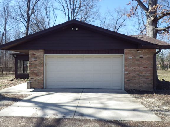 3rd image of 3701 W Robinwood Dr
