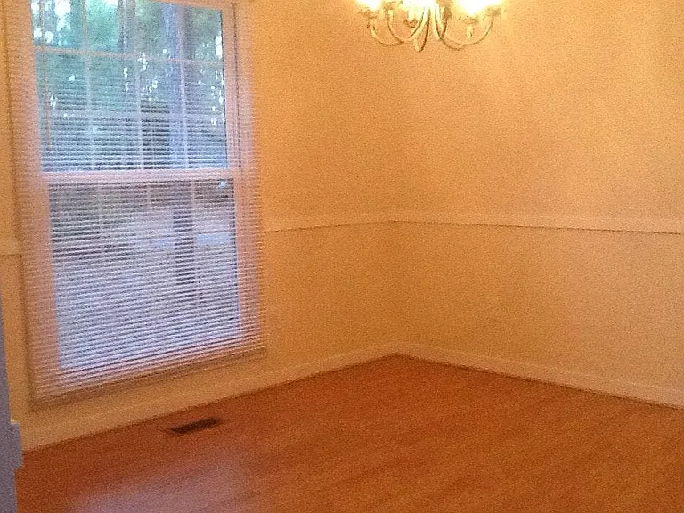 505 Andrea Ct — Photo 9