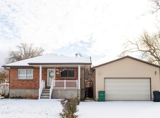 30 Pinewood Dr, Logan, UT 84321