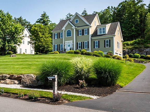 3rd image of 493 Taylor Rd