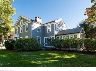 54 Liberty St, Madison, CT 06443