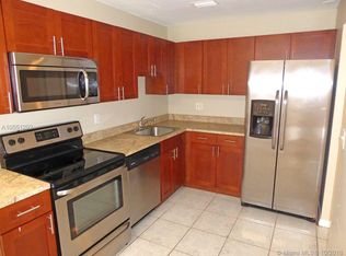 740 NW 106th Ter, Pembroke Pines, FL 33026
