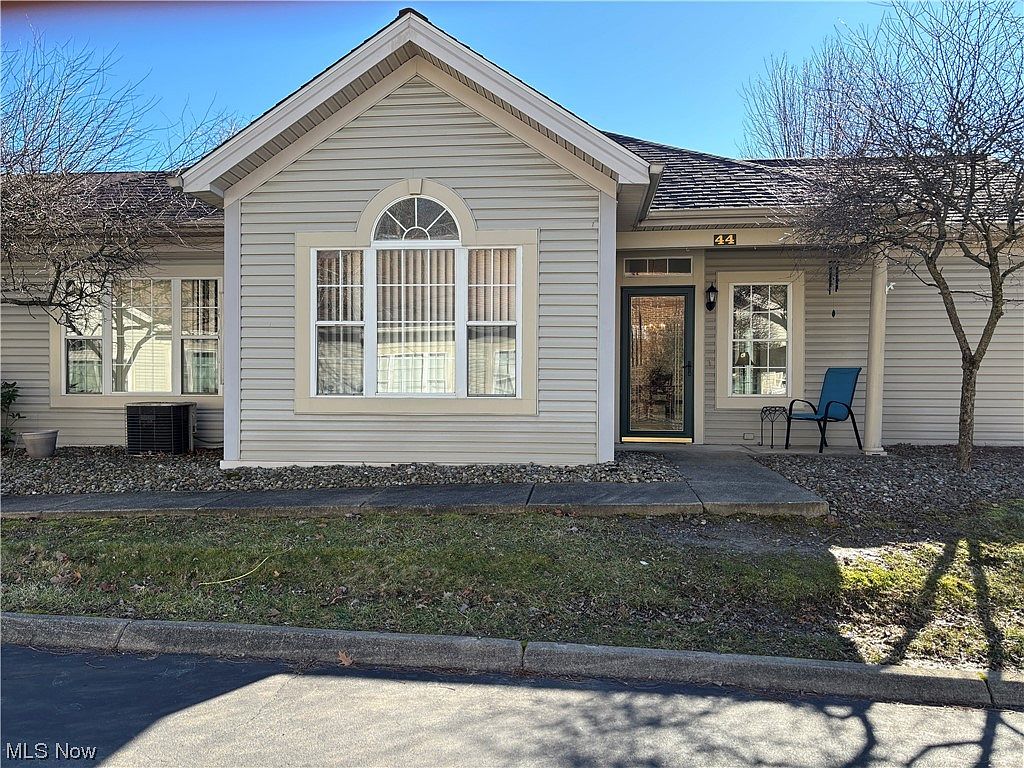 44 Woodland Chase Blvd, Niles, OH 44446 Zillow