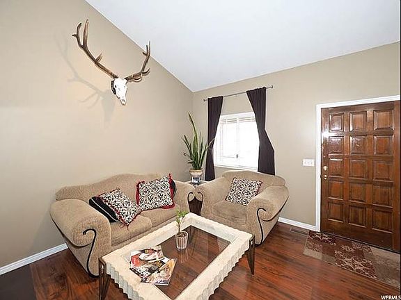 5th image of 2253 W Pauline Way