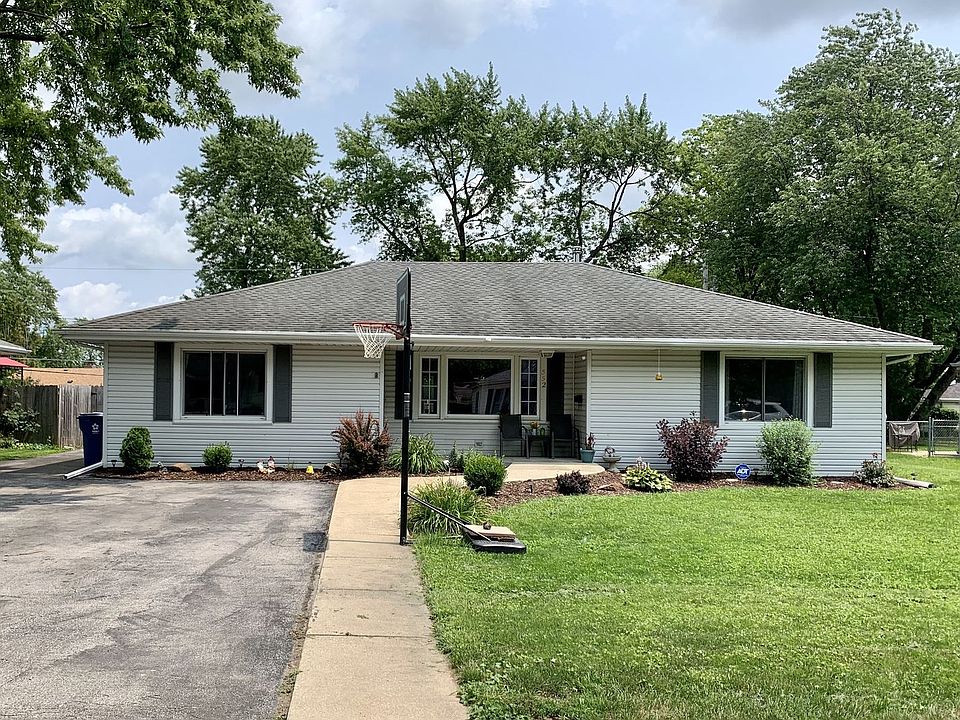 1st image of 552 Evergreen Ln
