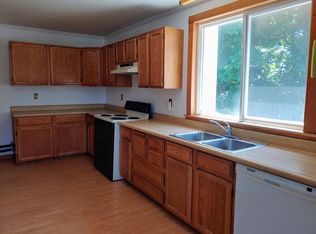 7391 Owasco Rd FLOOR 2, Auburn, NY 13021