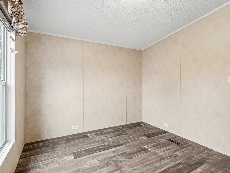 3530 Suggs Rd — Photo 16