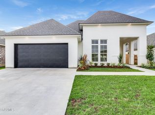 304 Sunshine Rise Dr, Broussard, LA 70518