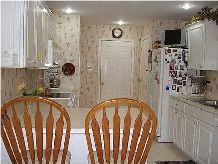 5th image of 3311 Renee Dr