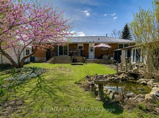 31 Saunders St, Collingwood, ON L9Y0G3