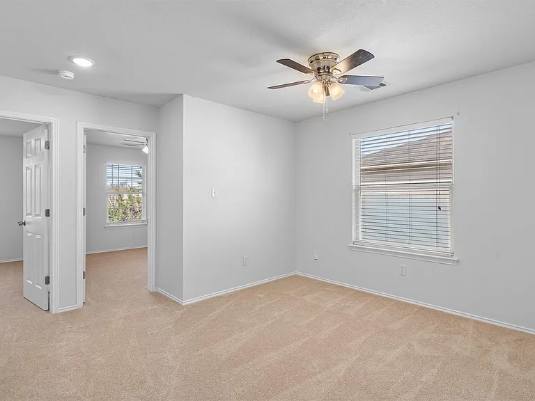 2516 Socorro Bnd — Photo 12
