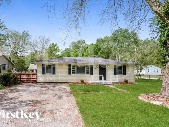 2293 Maxville Ln, Arnold, MO 63010