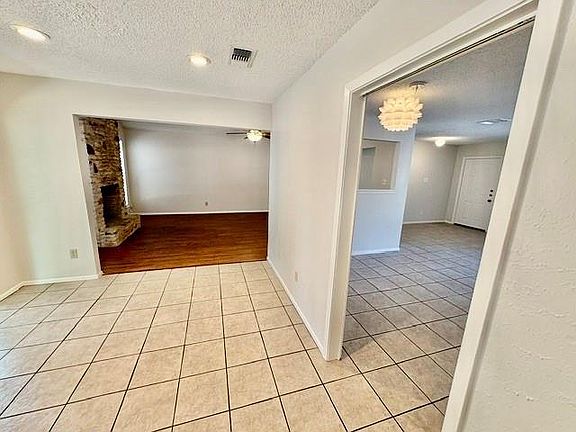3rd image of 12001 Ladrido Ln