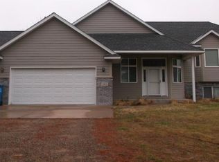1566 Rush Point Drive Cir W, Stanchfield, MN 55080