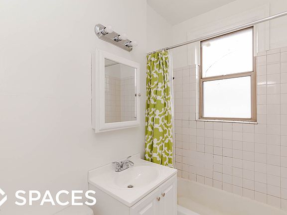 4th image of 1371 W Estes Ave APT 3F