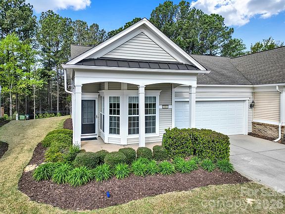 2nd image of 1015 Sweetleaf Dr