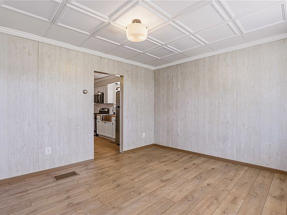 5th image of 618 1st Ave
