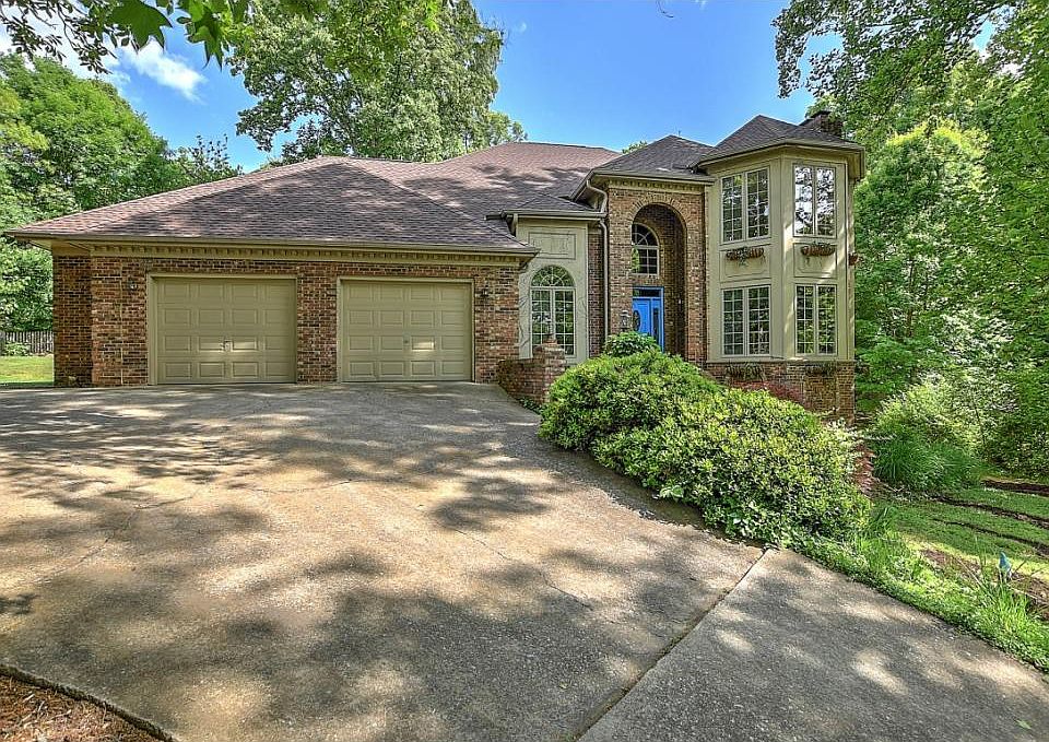 1st image of 1808 Timberwood Cir