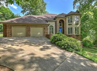 1808 Timberwood Cir, Kingsport, TN 37660