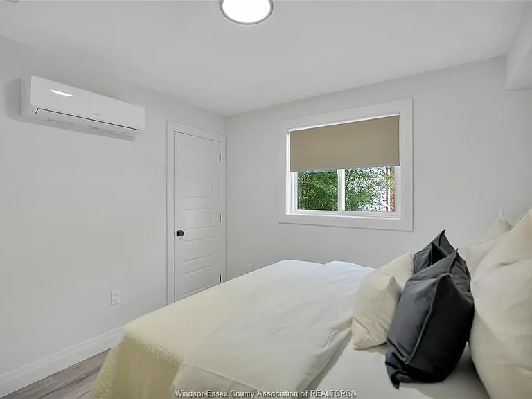 515 Caron Ave #2 — Photo 17