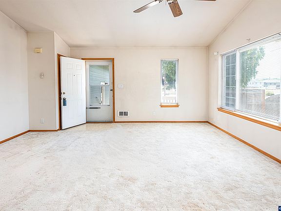 5th image of 1901 Starker Pl