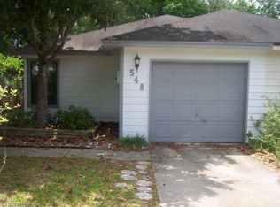 548 Staffordshire Dr, Jacksonville, FL 32225