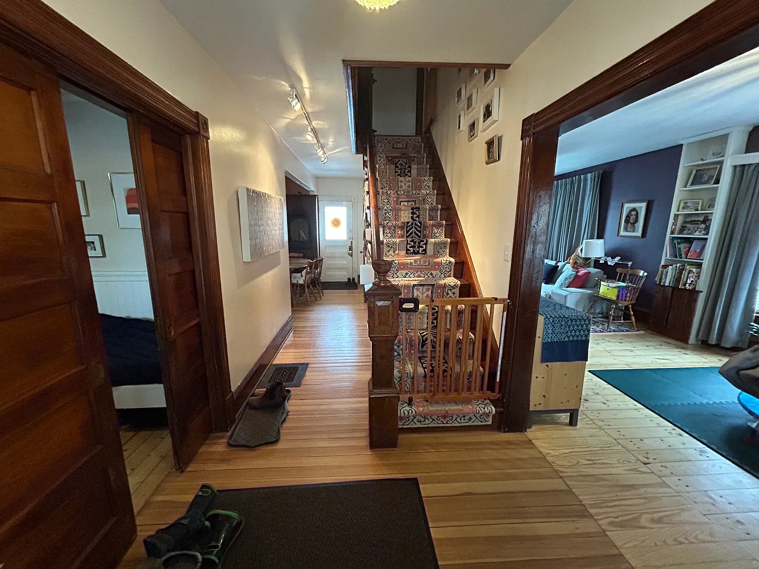 83 Loomis St — Photo 3