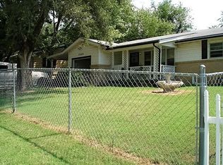 1325 Johnson Dr, Junction City, KS 66441