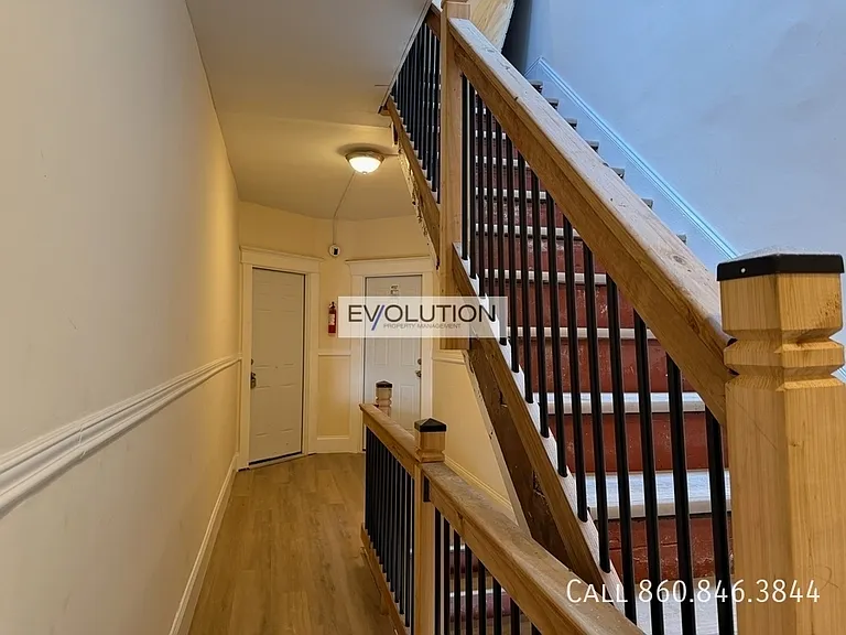 906 Park St #2W — Photo 11