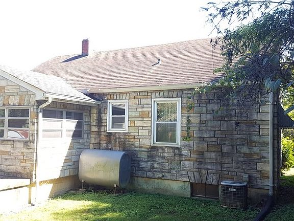 2nd image of 2712 Richard Ave NE