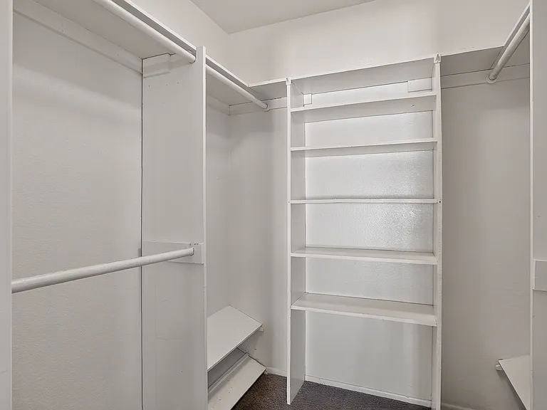 3936 W Dailey St — Photo 7