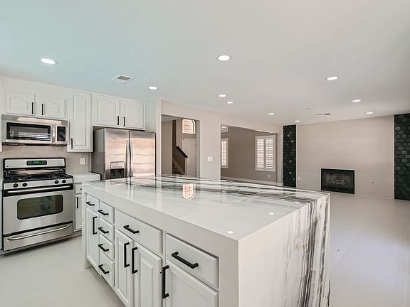 5th image of 7836 Calico Flower Ave