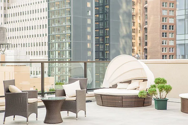 Rented by Safdie Realty Group | media 21