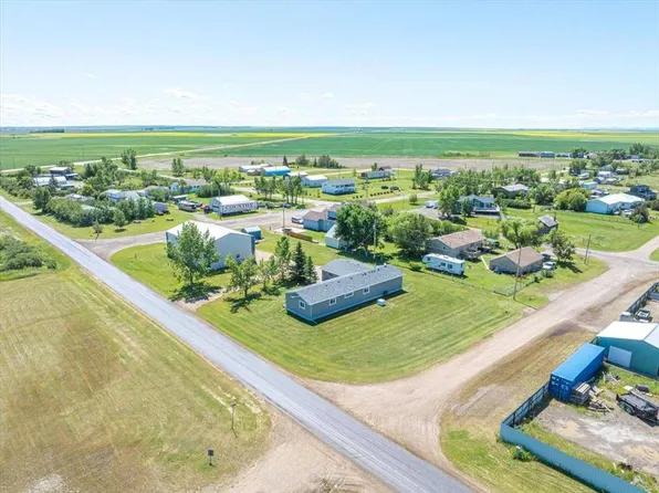 513 N Railway Ave, Vulcan County, AB T0L 0L0