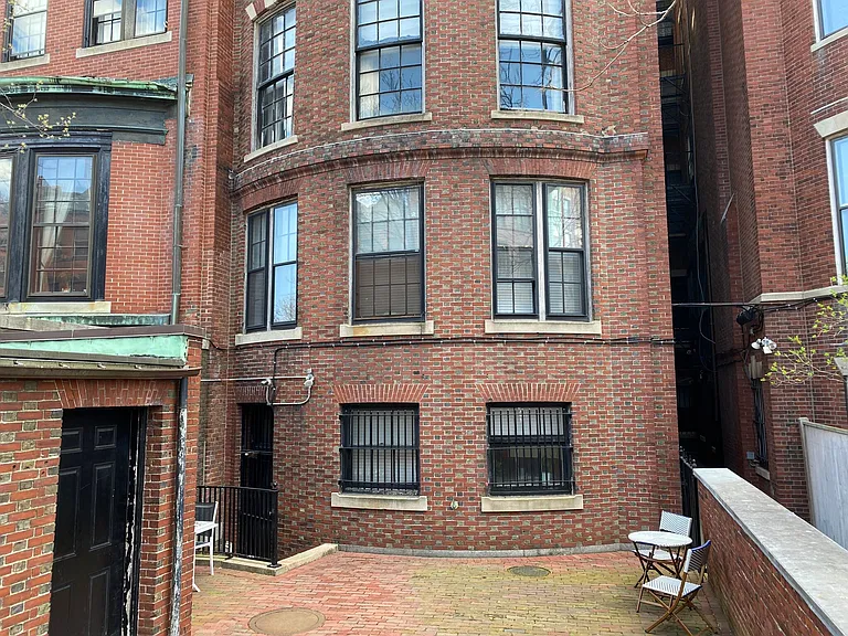 403 Commonwealth Ave #2F — Photo 12
