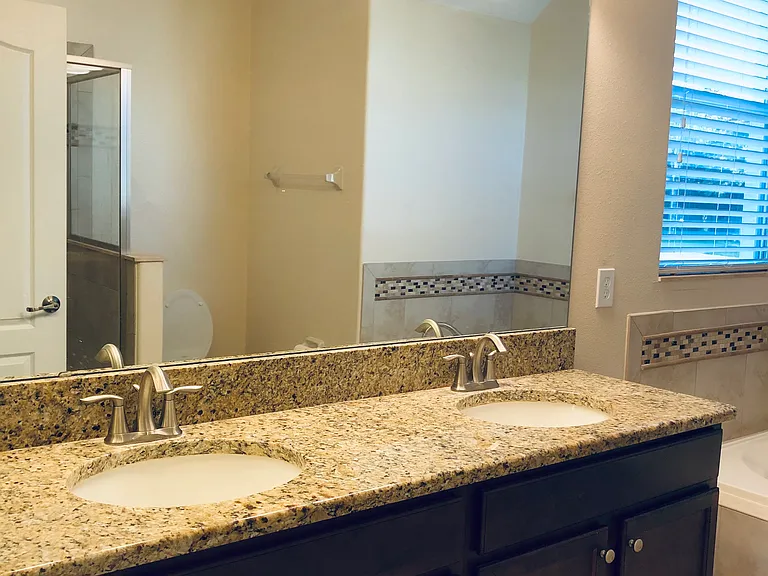 15043 Evergreen Oak Loop — Photo 4