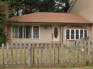 904 Somerset St, Murphysboro, IL 62966