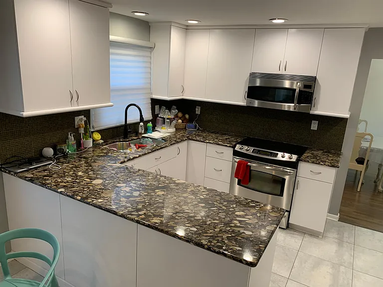 1613 Mayflower Ln — Photo 14