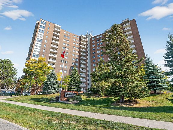 2nd image of 915 Elmsmere Rd #304